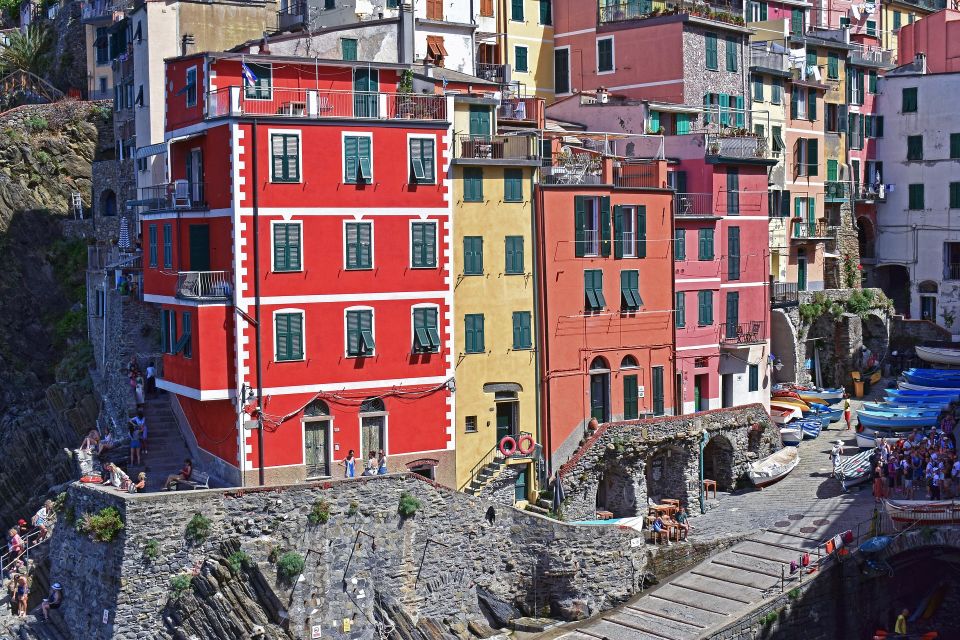 Cinque Terre: Private Walking Tour Through Villages - Tour Details