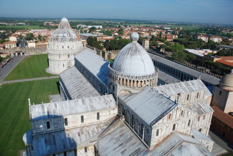 From Florence: PRIVATE Full-Day Pisa and Lucca GUIDED Tour