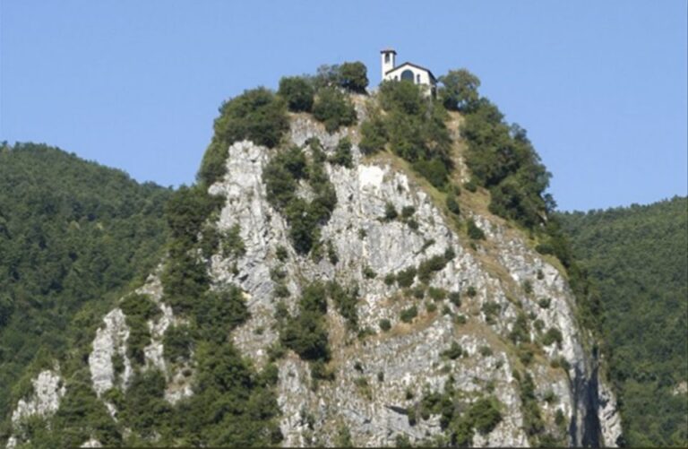 From Rome: Cascia Spoleto Guided Day Trip