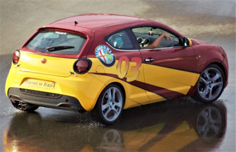 Milan: Alfa Mito Touring Race Car Drive With Lesson