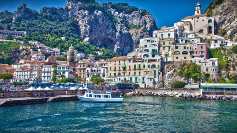 Naples: Private Tesla Tour to Amalfi, Ravello, and Positano