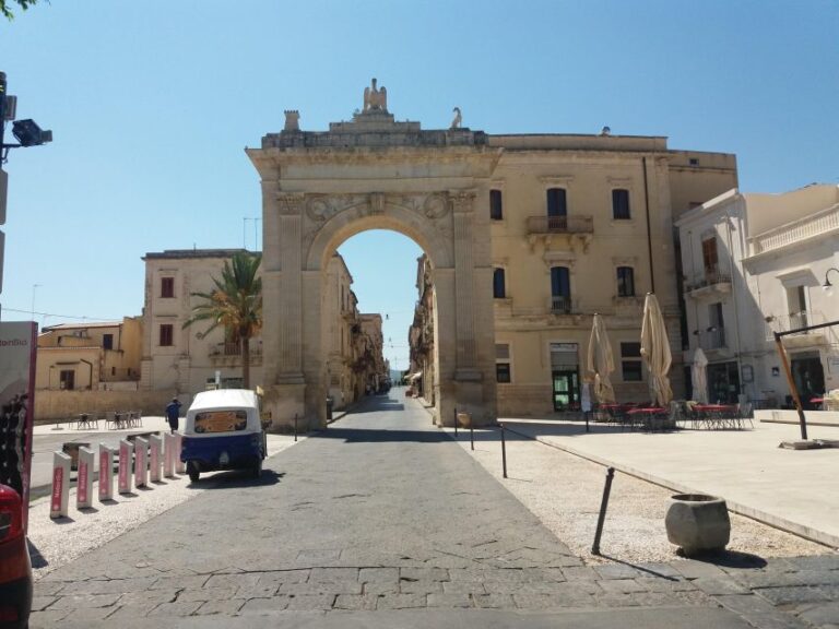 Ortigia, Siracusa and Noto Private Day Tour From Catania