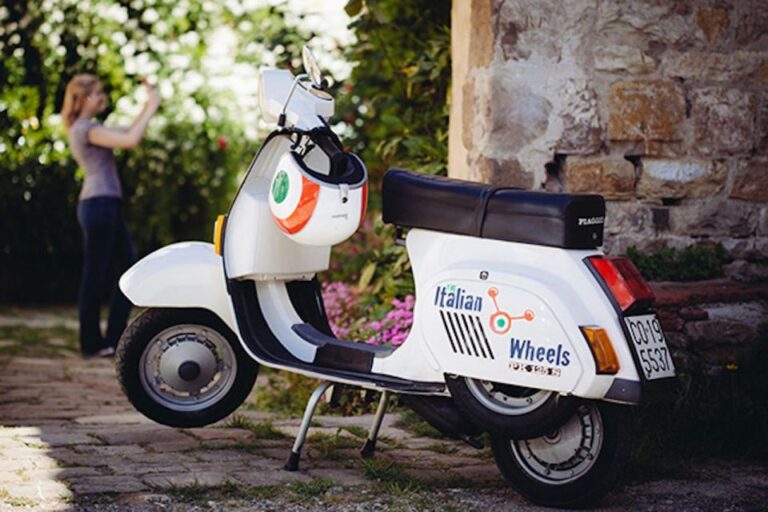 Private Vespa Tour: Florence and Surroundings