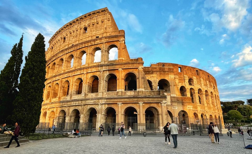 Rome: Private Colosseum, Roman Forum, and Palatine Hill Tour - Tour Highlights