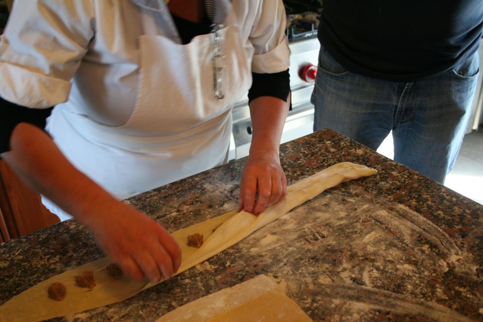 Bellagio: Cooking Class With Lunch With the Chef - Booking Information