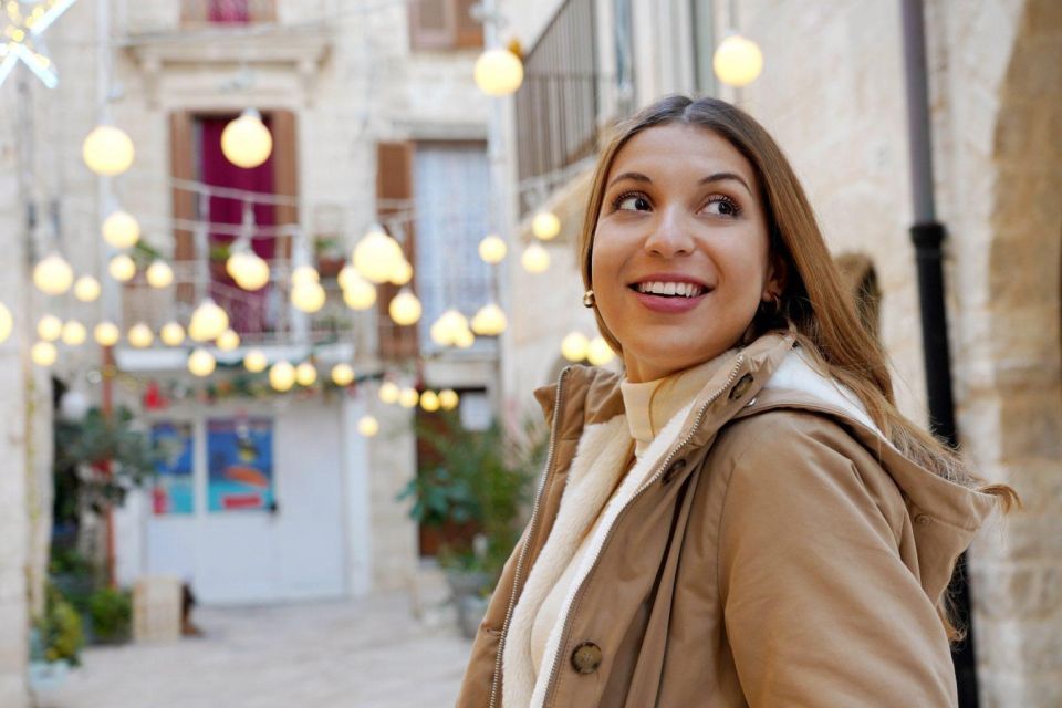 Charming Christmas Walking Tour in Lecce - Itinerary