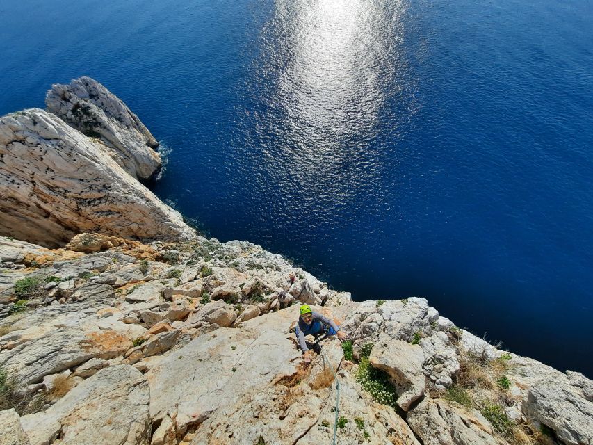 Climbing Day: a Climbing Day on an Amazing Crag in Sardinia - Highlights