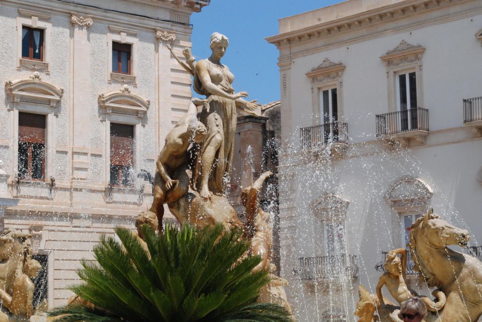 From Catania: Minivan Tour of Syracuse and Noto - Itinerary