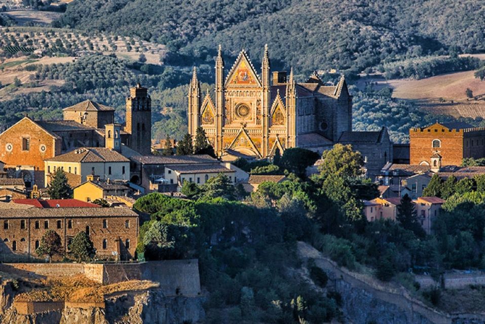 From Rome: Full-Day Assisi & Orvieto Semiprivate Tour - Tour Description