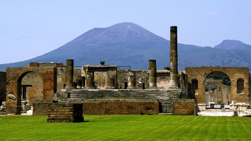 Pompeii and Herculaneum Tour - Itinerary