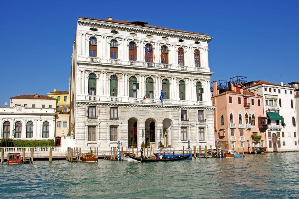 Private Art & Culture Tour in Dorsoduro and Academia, Venice - Cancellation and Booking