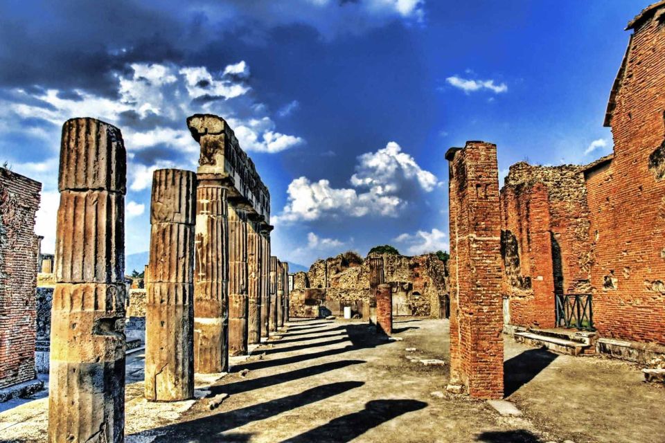 Shared Group: Pompeii Tour and Wine Tasting - Activity Itinerary and Meeting Point