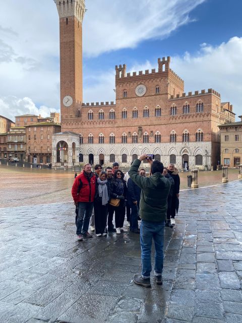 Siena and San Gimignano Tour by Shuttle From Lucca or Pisa - Available Languages and Group Size