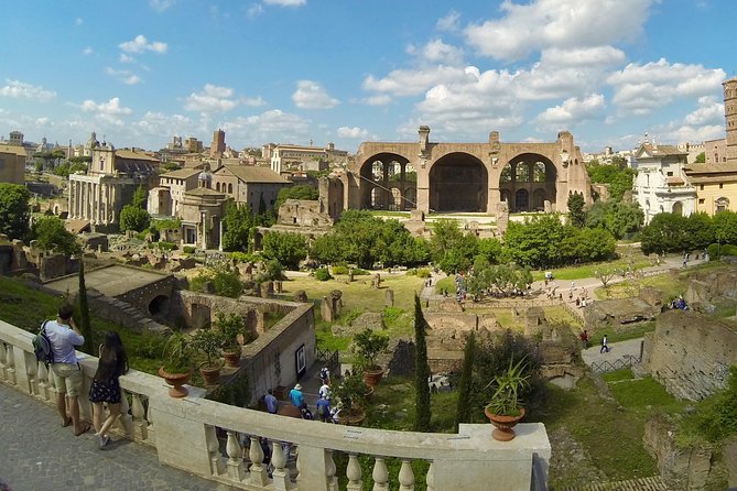 Small-Group Tour of Roman Forum, Palatine Hill & Circus Maximus - Tour Experience