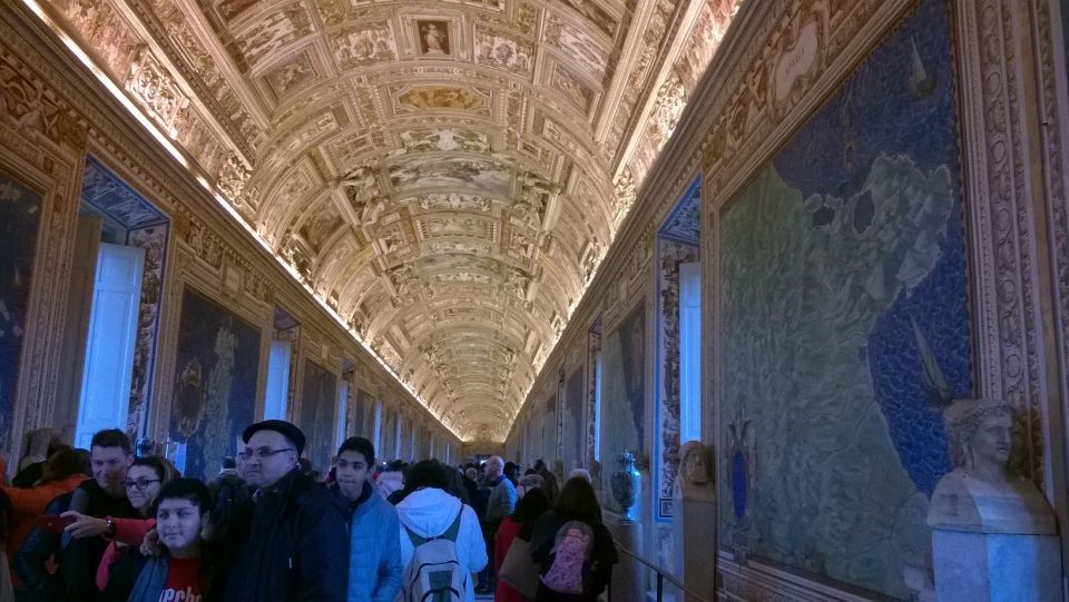 Vatican City Walking Tour With Sistine Chapel - Activity Description