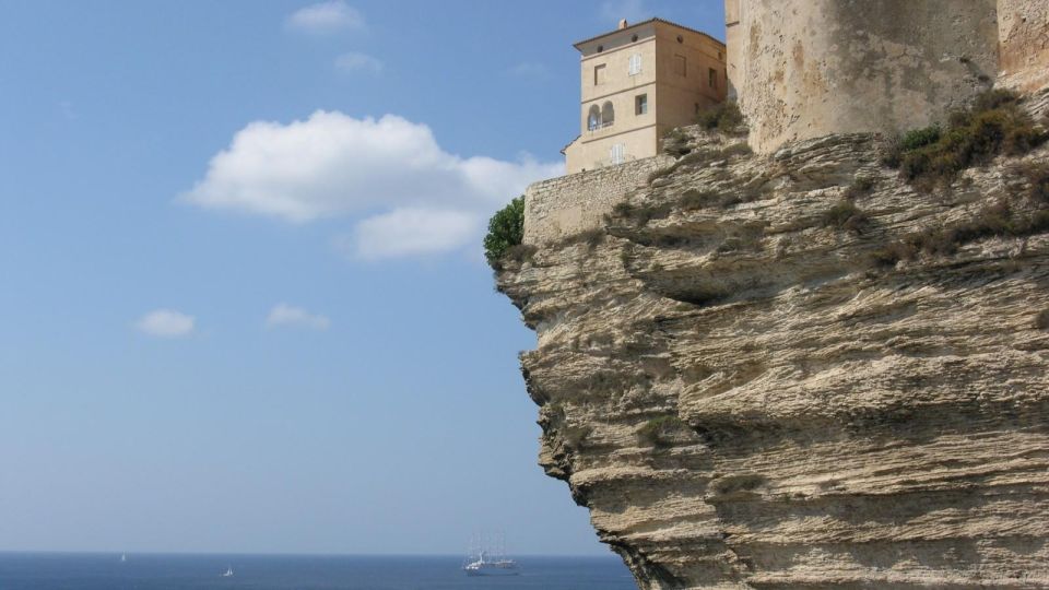 BONIFACIO - CORSICA: A TRIP FROM SARDINIA - Description