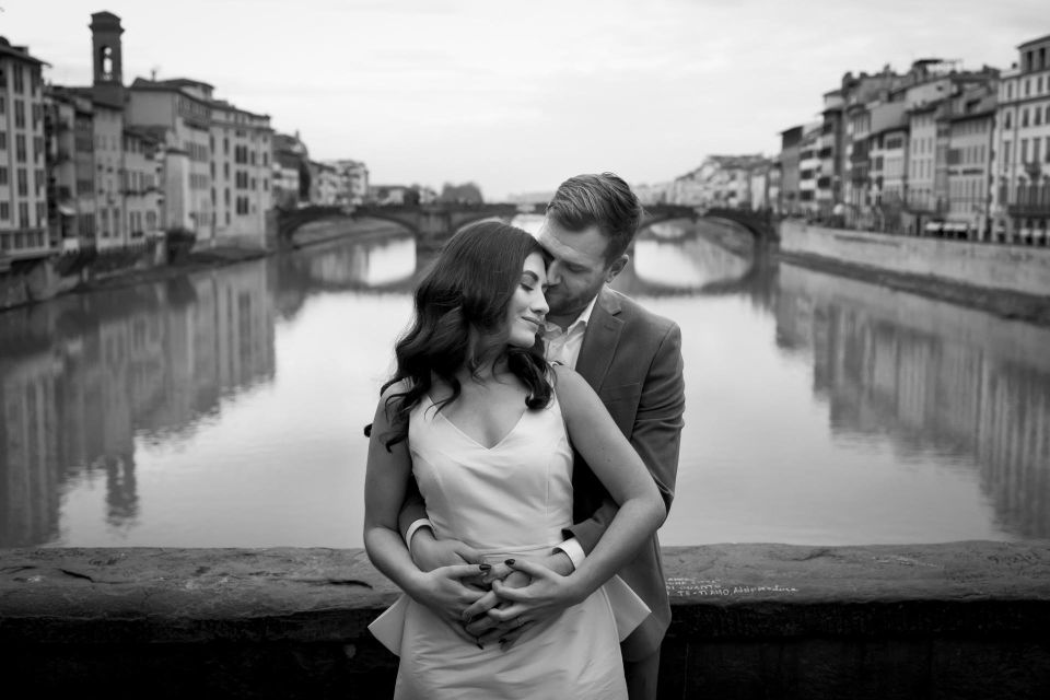 Montalcino Personal Photo Service for Couples and Families - Booking Highlights and Description