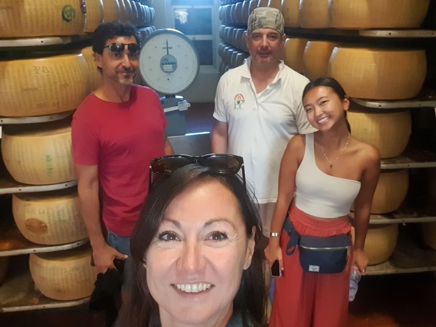 Bologna: Private Balsamic, Prosciutto, and Wine Tasting Tour - Experience Description