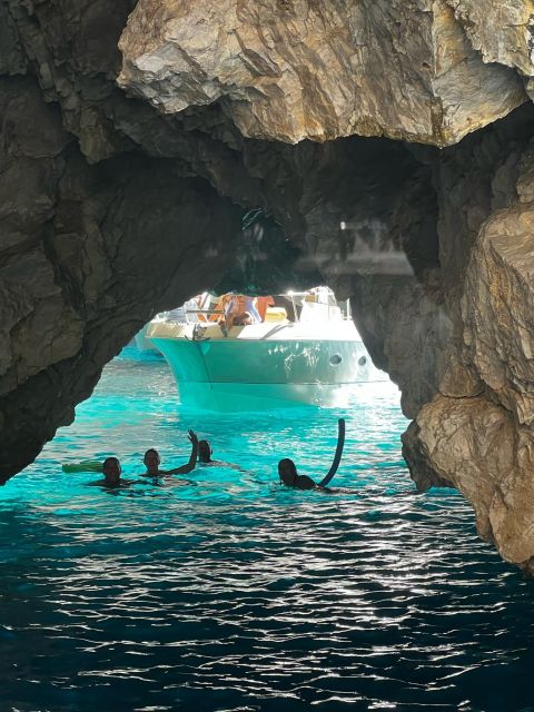 Capri: Exclusive Boat Tour - Inclusions