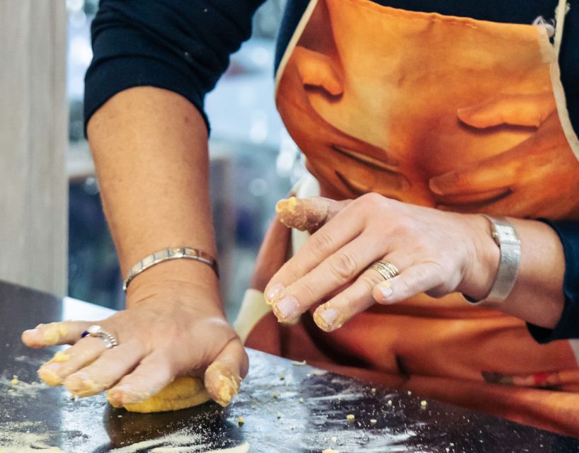 Milan: Local Cuisine Cooking Class With Wine - Accessibility and Group Size