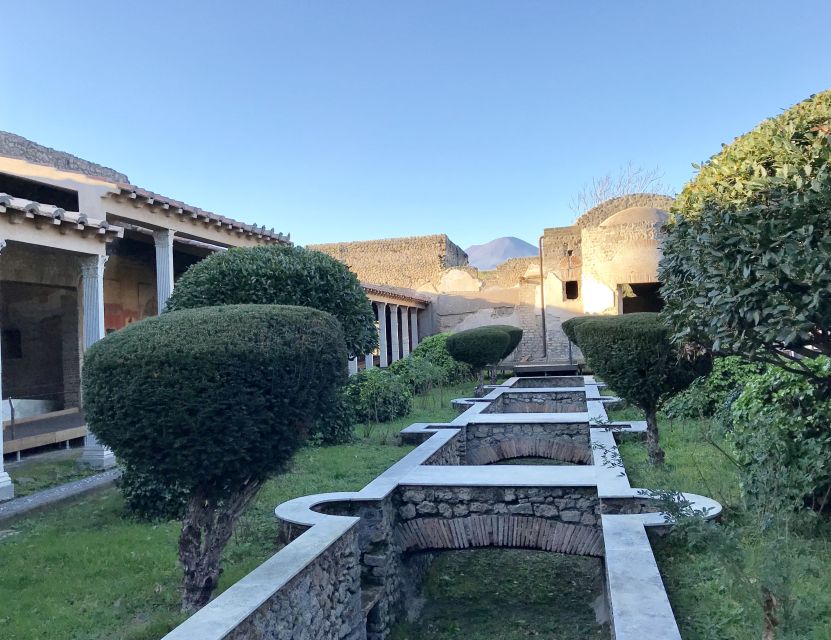 Pompeii & Herculaneum Private Skip-The-Line Tour With Ticket - Directions and Customizable Route