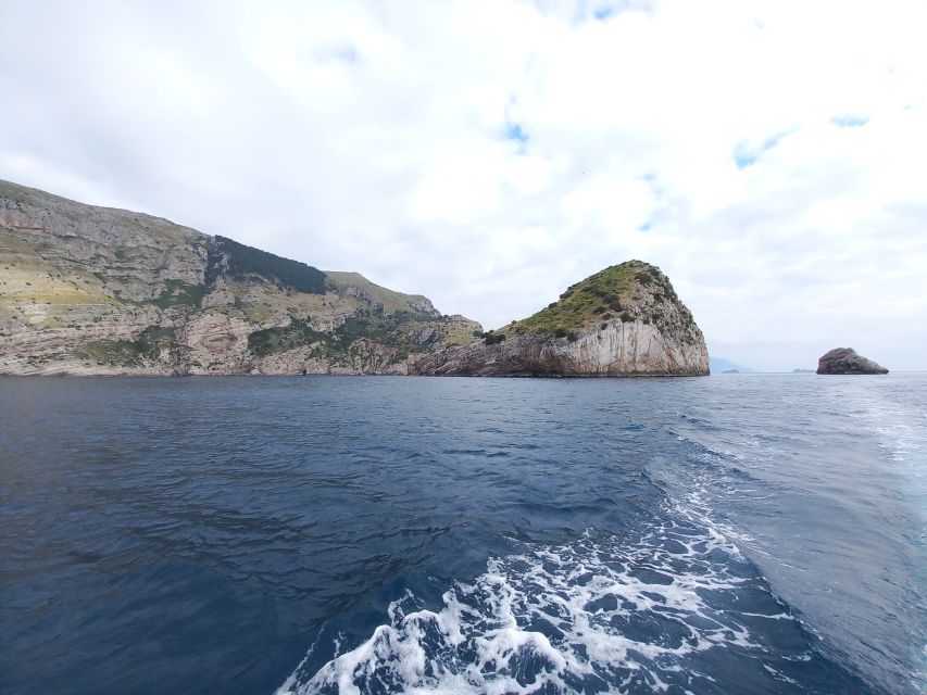 Sorrento Coast: Tour on Boat and Snorkeling - Refreshments & Free Cancellation