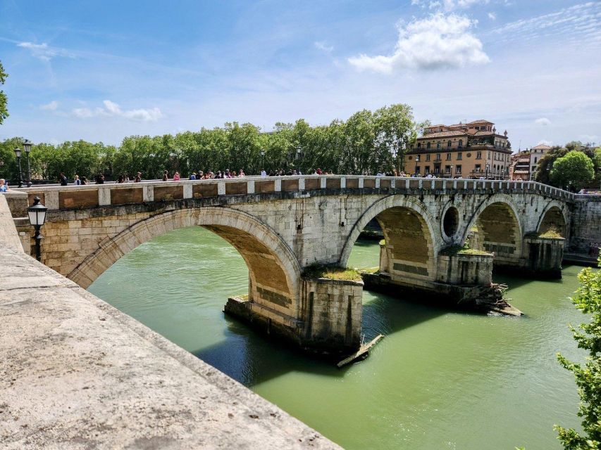 Tiber Island, Jewish Ghetto and Trastevere With Hotel Pickup - Full Description