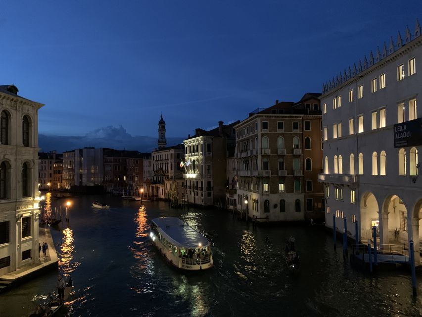 Venice: Private Guided Walking Tour at Sunset - Detailed Tour Description