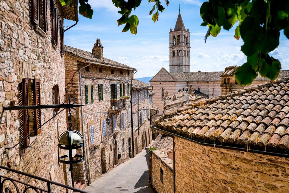 Assisi Private Exploration: Historic Basilicas & City Stroll - Flexible Booking Options