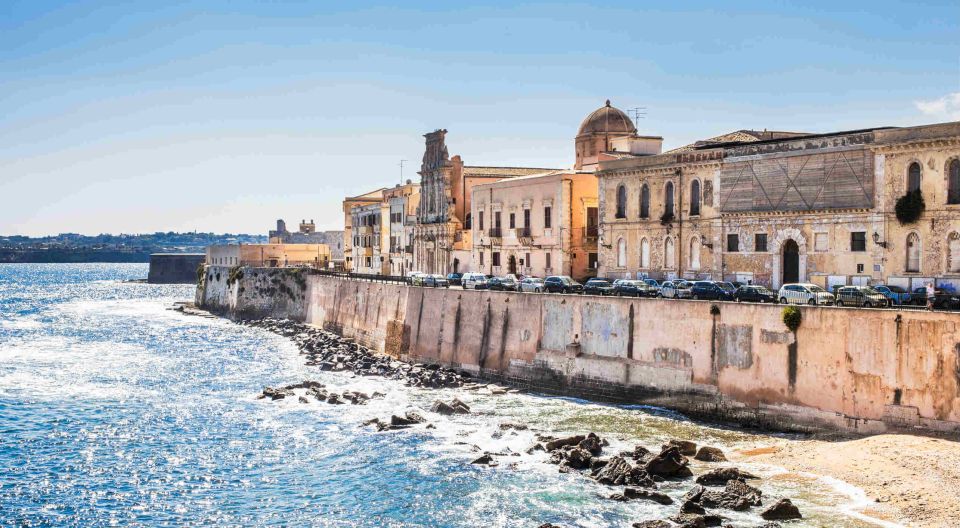 Ortigia Private Walking Tour With Photographer - Directions