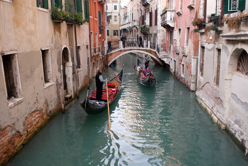 Venice: Highlights Private Tour With Gondola Ride - Directions and Booking Information