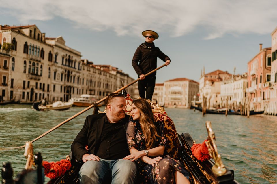 Venice: Private Gondola Ride With Professional Photographer - Customer Reviews