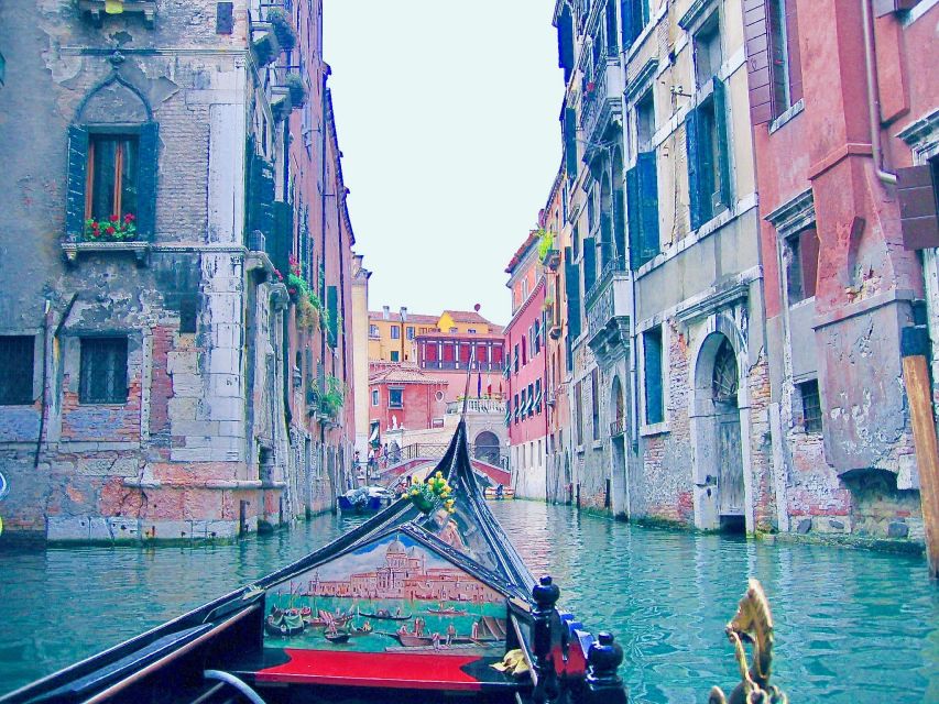 Venice: Romantic Gondola Tour and Dinner for Two - Important Customer Information and Reviews