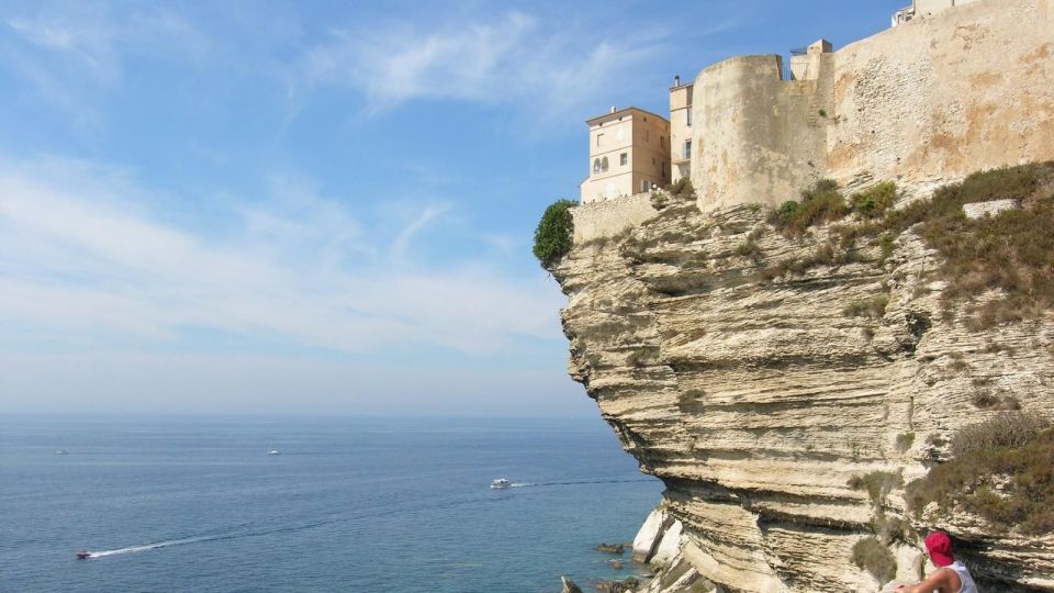 BONIFACIO - CORSICA: A TRIP FROM SARDINIA - Directions