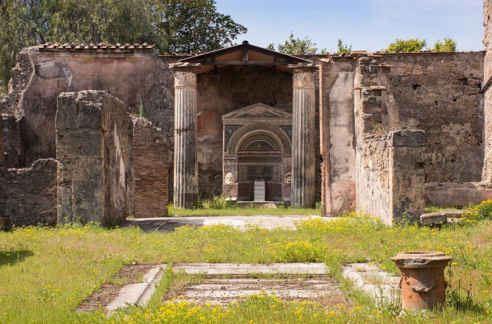 Naples and Pompeii 8-Hour Tour From Naples - Frequently Asked Questions