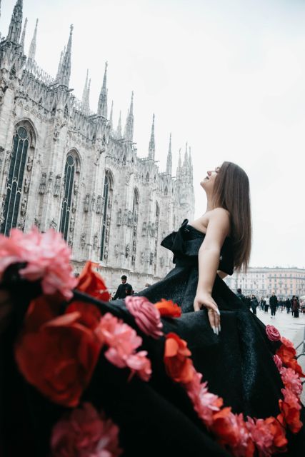 Photoshoot With a Fairytale Dress in the Heart of Milan - Optional Extras and Customization