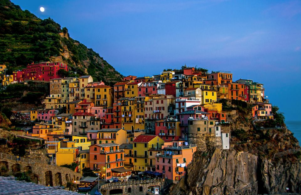 Cinque Terre: Private Day Trip From Florence With Lunch - Just The Basics