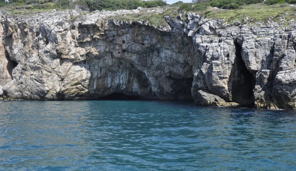 Gaeta: Private Cruise to Montagna Spaccata and Devils Well - Just The Basics