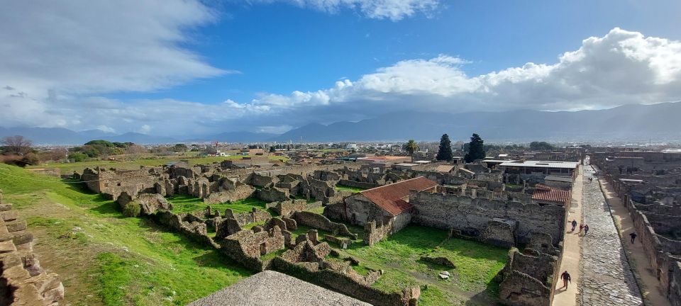 Pompeii... a Step Into the Past - Just The Basics