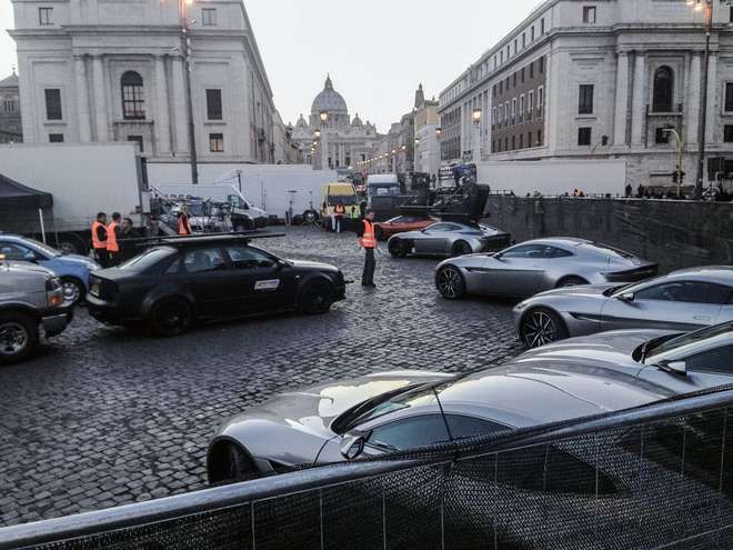 Rome: James Bond Spectre Tour by Minivan - Just The Basics