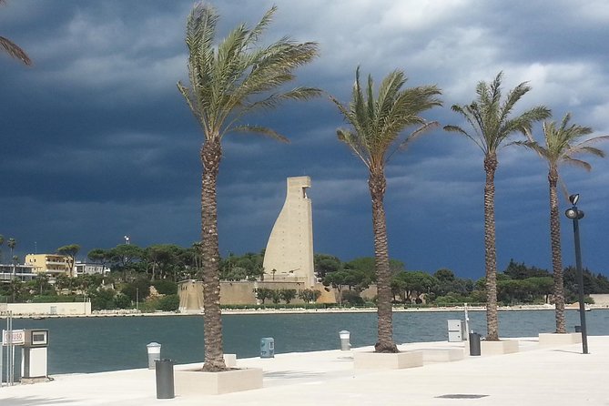 Tour of the Historic Center of Brindisi - Just The Basics