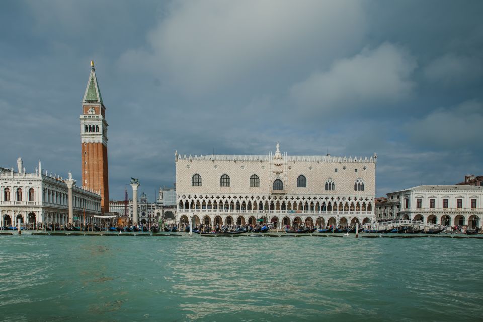 Venice: City Tour and Murano Glass Experience - Just The Basics