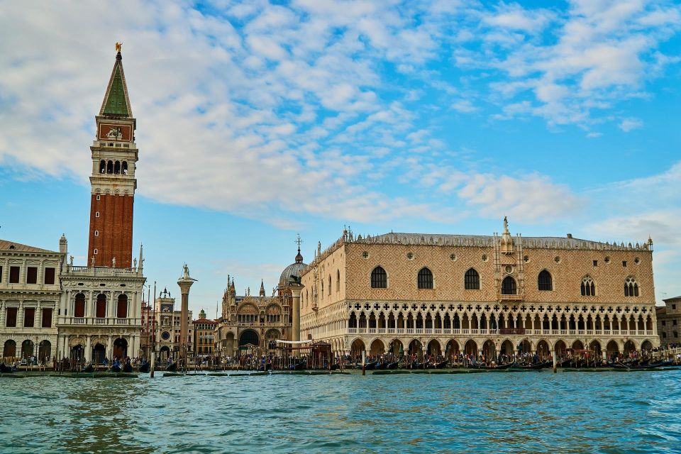 Venice - Old Town Private Walking Tour - Just The Basics