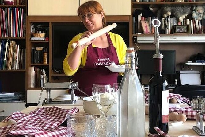 Colorful Pasta Cooking Class Near Arezzo