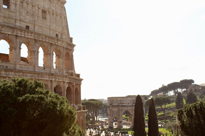 Colosseum and Roman Forum – Skip the Line Guided Tour