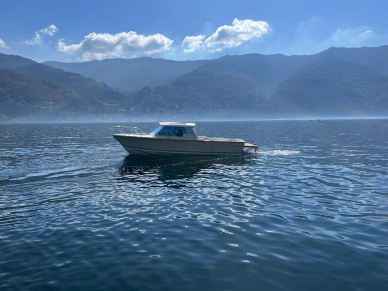 Lake Como: 1 Hour Private Boat Tour