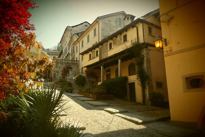 Private Tour of Orta San Giulio on Lake Orta With Micaela