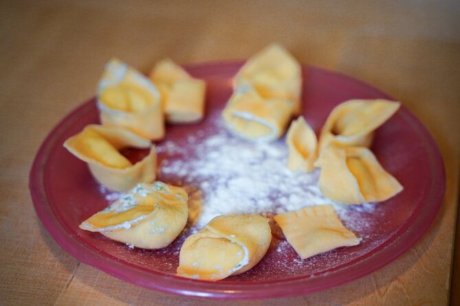 Ragù and Fresh Pasta Home Cooking Class in Bologna