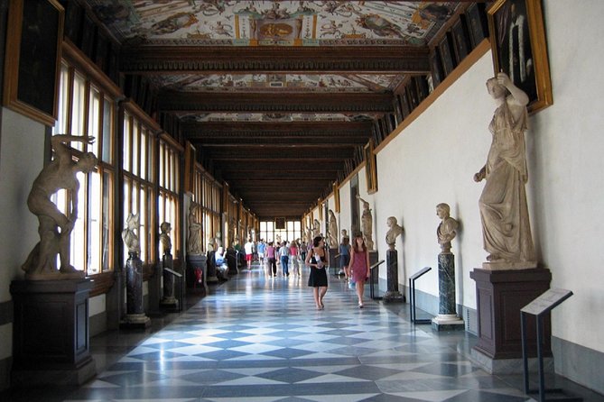 Skip the Line: Uffizi Small Group and Walking Tour of Florence