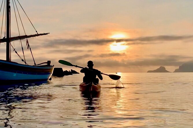 Small Group Sunrise Kayak Tour With Snorkeling and Coffee